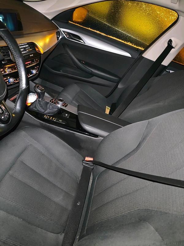 Gebraucht BMW 520 190 PS (139 kW) 2018 Limousine