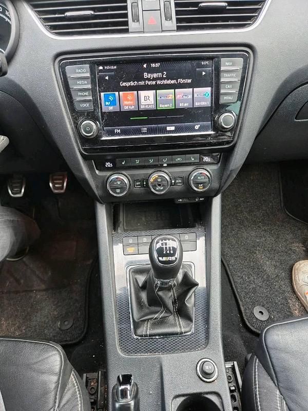 Gebraucht Skoda Octavia RS 184 PS (135 kW) 2014 Weiß Kleinwagen