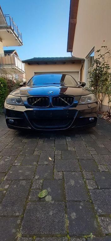 Schwarz Gebraucht 2009 BMW 325 M Sport Limousine | 4.800 € (Superpreis) - Bild 1/4
