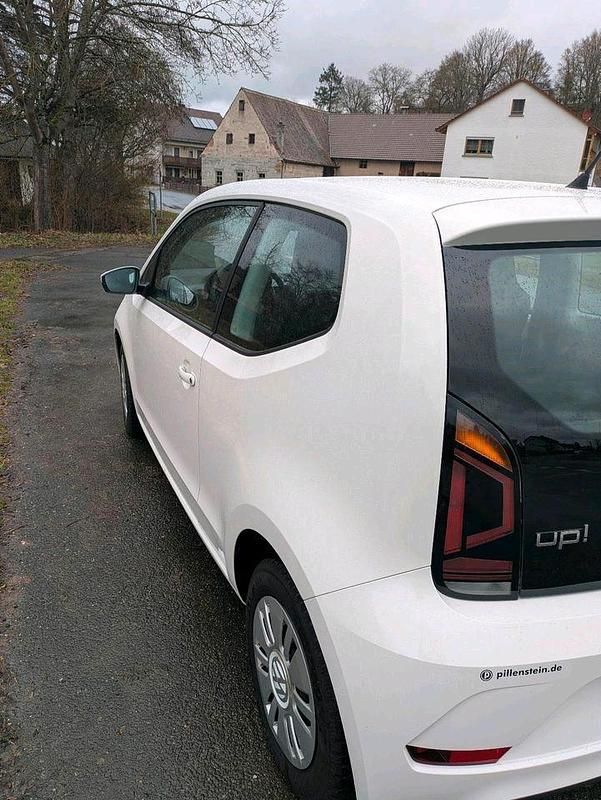 Gebraucht VW up! move up! 60 PS (44 kW) 2018 Weiß Kleinwagen