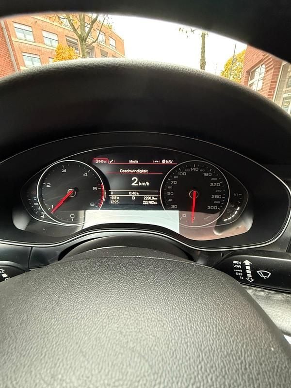 Gebraucht Audi A6 Design 204 PS (150 kW) 2012 Schwarz Kombi