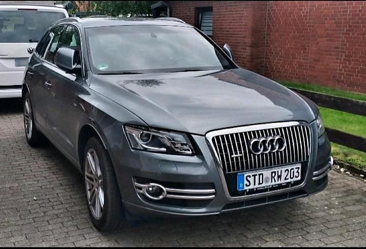 Second-hand Audi Q5 S-line plus 239 CP (175 kW) 2011 Gri SUV