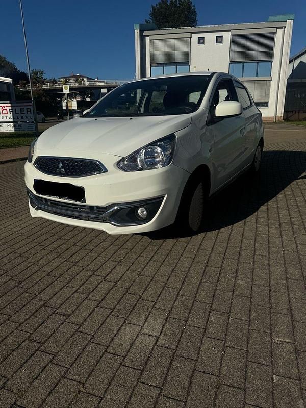 Schwarz Gebraucht 2017 Mitsubishi Space Star Kleinwagen | 7.200 € (Etwas zu teuer) - Bild 1/4
