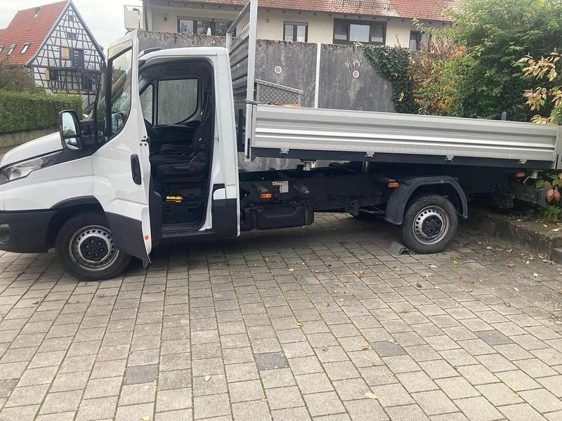 Gebraucht Iveco Daily 160 PS (117 kW) 2023 Weiß