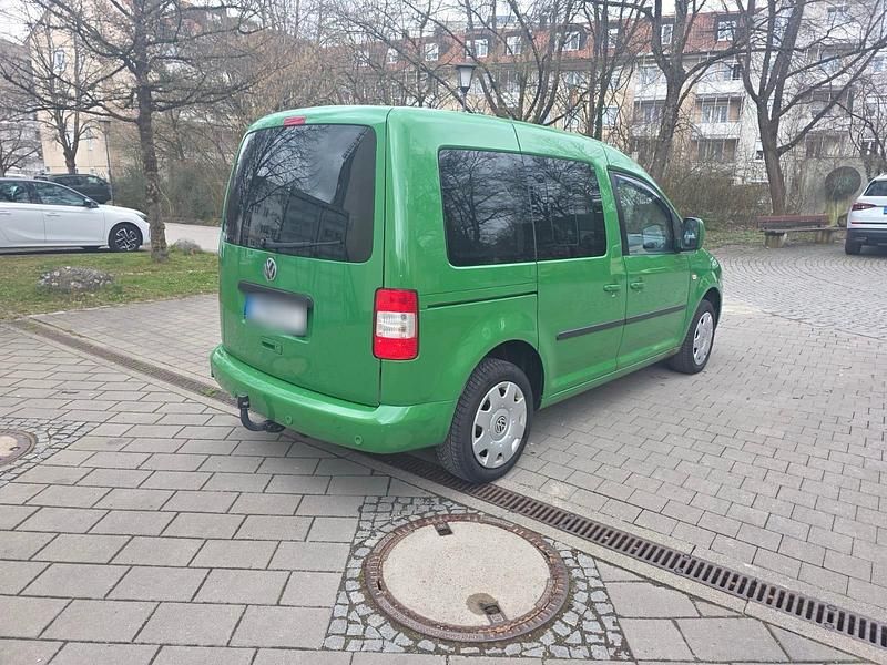 Gebraucht VW Caddy 105 PS (77 kW) 2010 Grün Van / Kleinbus