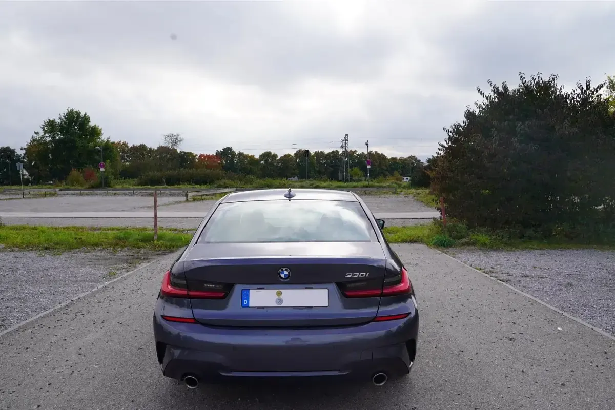 Gebraucht BMW 330 Shadowline 258 PS (189 kW) 2020 Grau Limousine