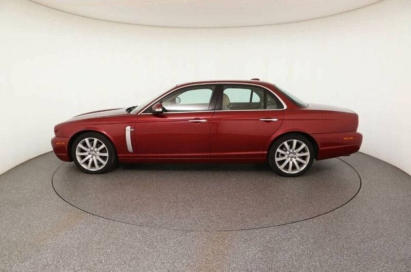 Gebraucht Jaguar XJ6 Executive 207 PS (152 kW) 2007 Rot Limousine