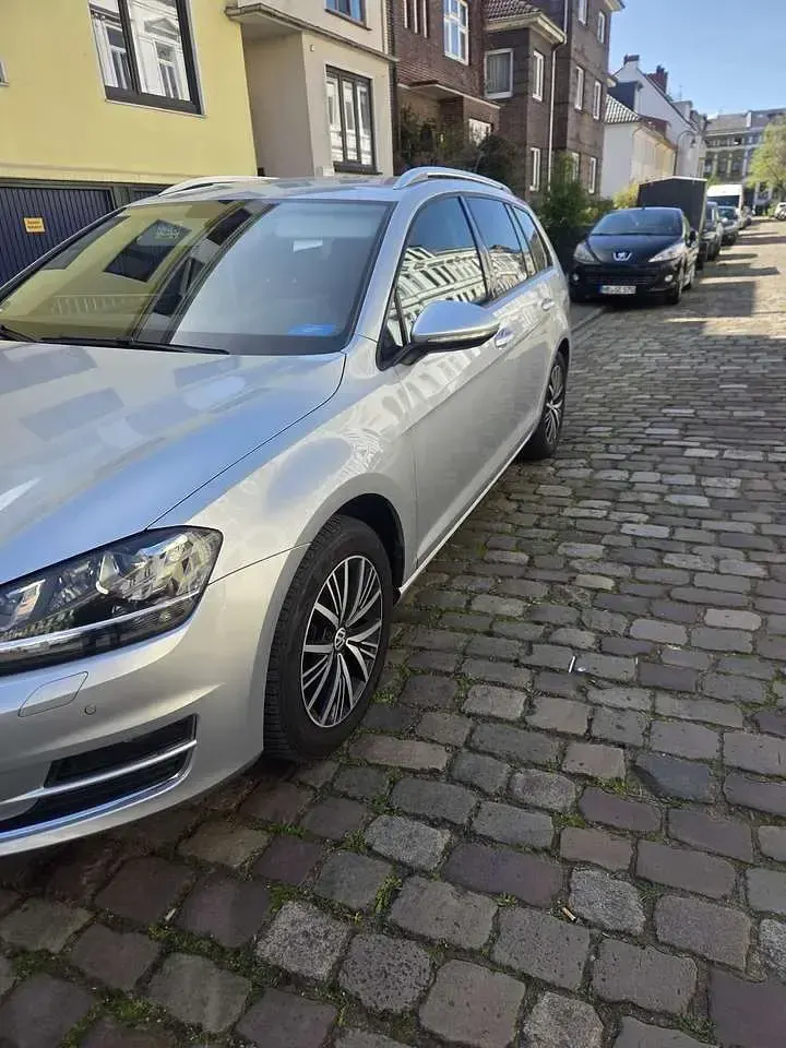Gebraucht VW Golf VII Comfortline 150 PS (110 kW) 2016 Grau Kombi