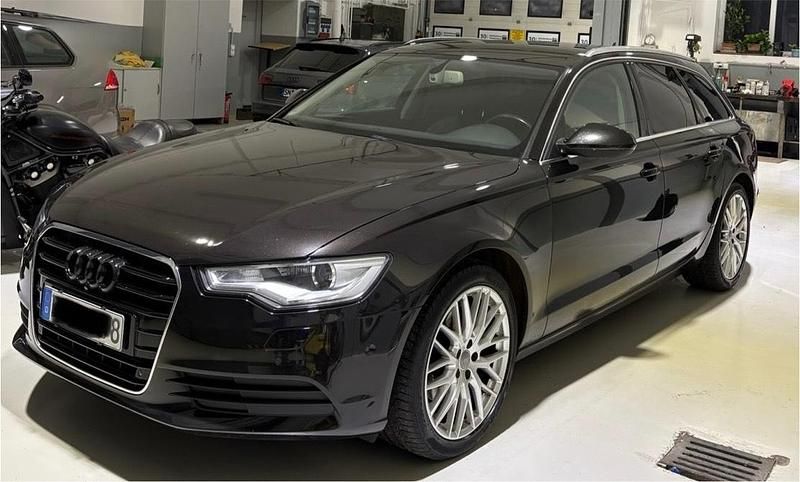 Gebraucht Audi A6 177 PS (130 kW) 2013 Schwarz Kombi