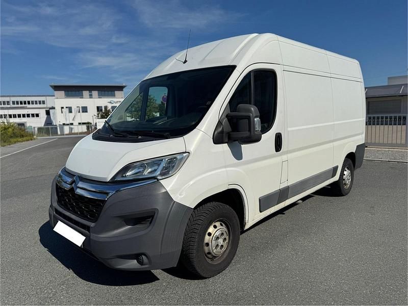 Weiß Gebraucht 2015 Citroën Jumper Van / Kleinbus | 6.400 € - Bild 1/4