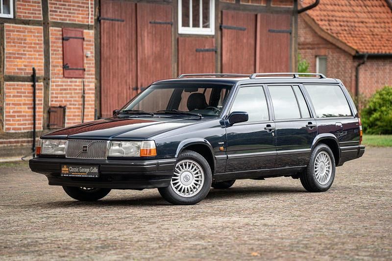 Blau Gebraucht 1996 Volvo 940 Kombi | 14.900 € - Bild 1/4