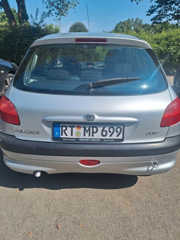 Grau Gebraucht 2003 Peugeot 206 | 730 € (Guter Preis) - Bild 1/4