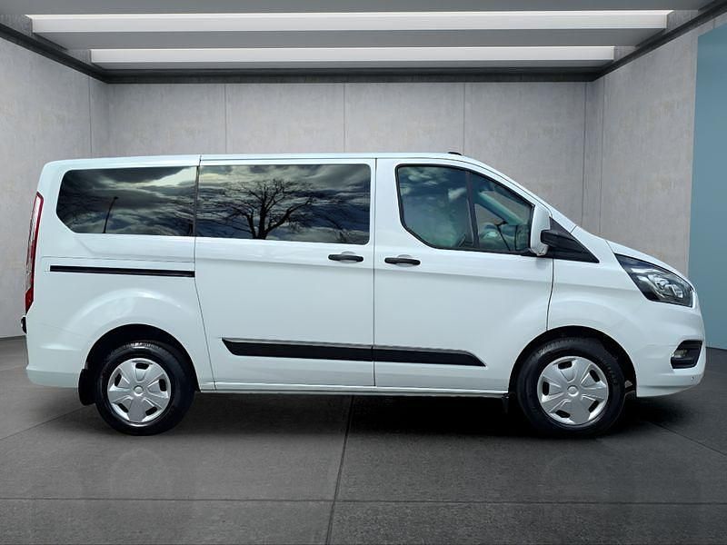 Gebraucht Ford Transit Custom 105 PS (77 kW) 2023 Weiß Van / Kleinbus