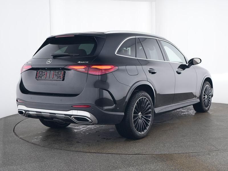 Gebraucht Mercedes GLC400d AMG 252 PS (185 kW) 2025 Schwarz SUV