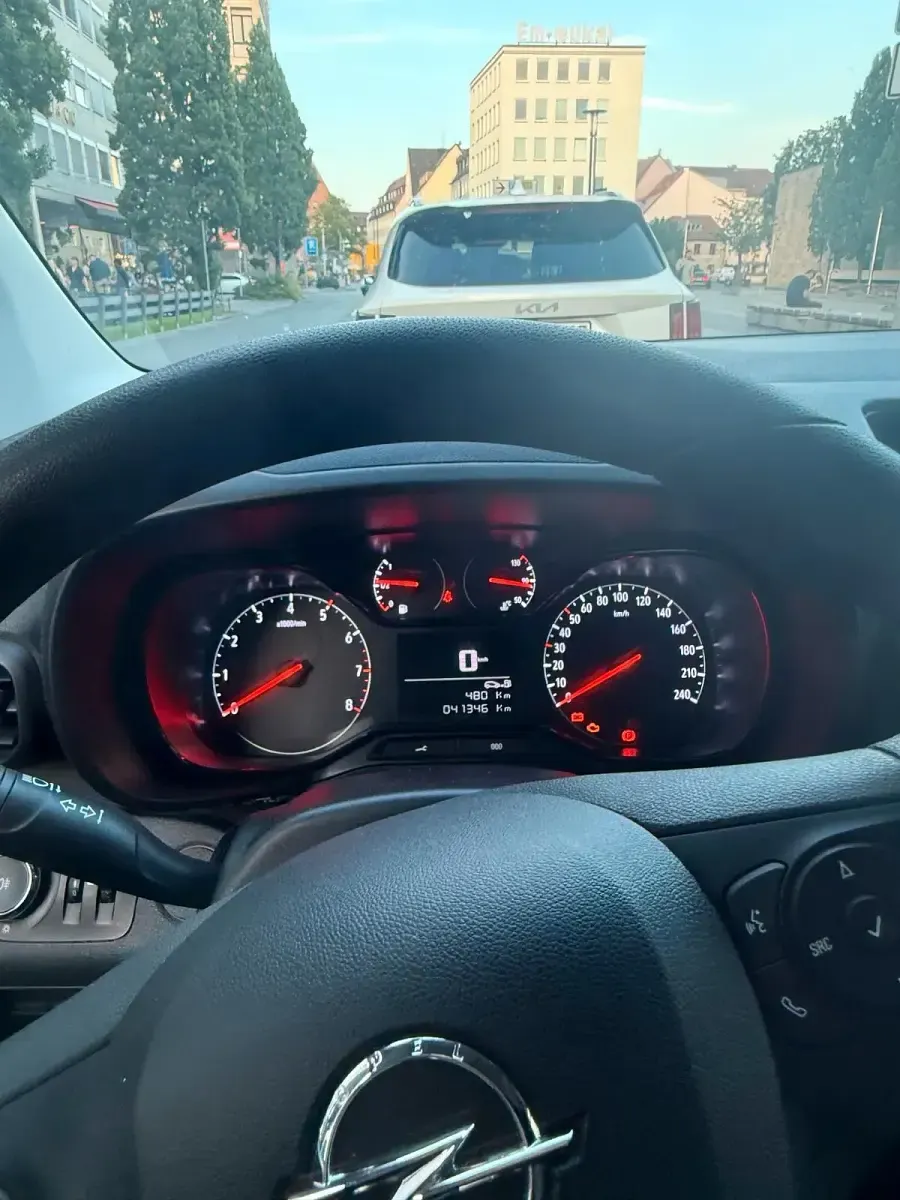 Gebraucht Opel Combo 138 PS (101 kW) 2021 Rot Van / Kleinbus