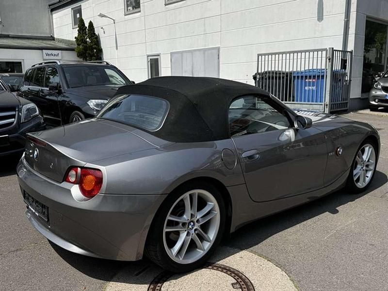 Gebraucht BMW Z4 Performance 170 PS (125 kW) 2004 Grau Cabrio
