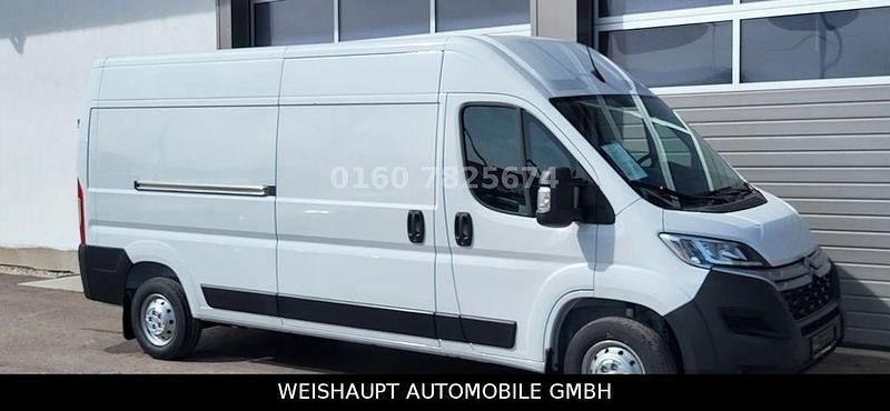 Gebraucht Citroën Jumper 140 PS (102 kW) 2023 Weiß Van / Kleinbus