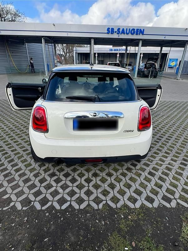 Second-hand Mini Cooper 102 CP (75 kW) 2016 Alb Hatchback