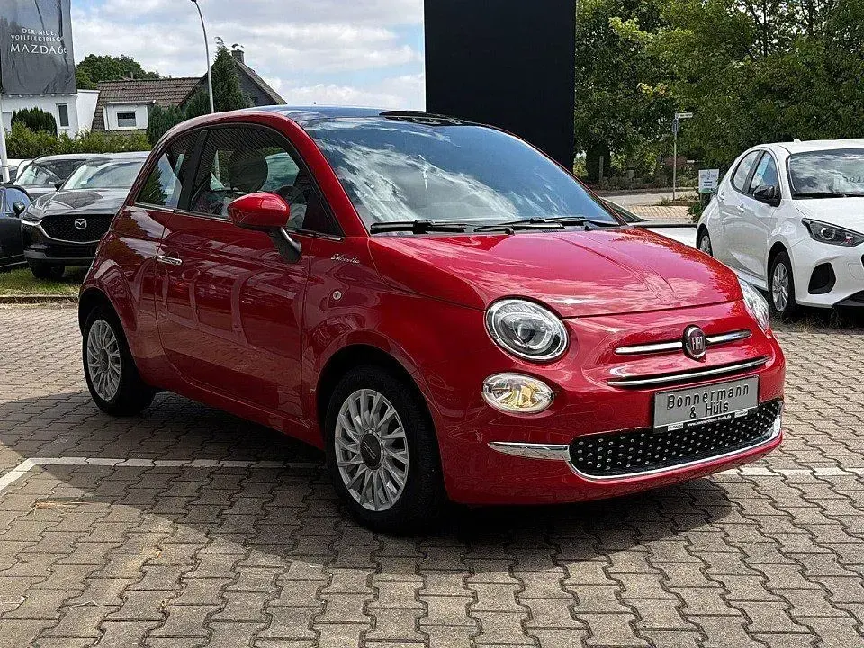 Gebraucht Fiat 500 Dolcevita 69 PS (50 kW) 2022 Passione rot Kleinwagen