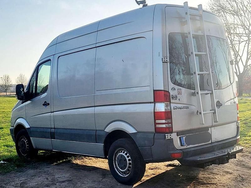 Second-hand Mercedes Sprinter 95 CP (69 kW) 2009 Gri Van