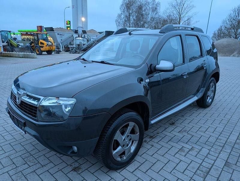 Schwarz Gebraucht 2013 Dacia Duster Prestige SUV | 4.199 € (Fairer Preis) - Bild 1/4