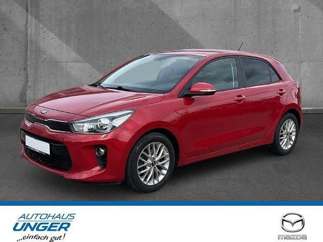 Rot Gebraucht 2019 Kia Rio DREAM-TEAM Edition Limousine | 11.900 € (Etwas zu teuer) - Bild 1/4