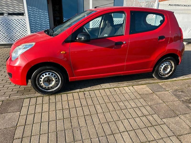 Gebraucht Suzuki Alto Basic 68 PS (50 kW) 2011 Rot Kleinwagen