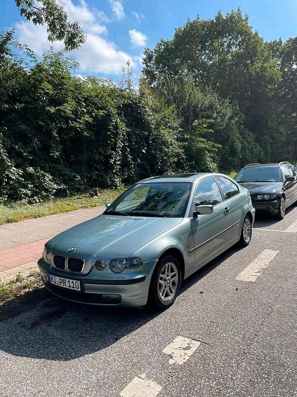 Blau Gebraucht 2003 BMW 316 Compact Kleinwagen | 850 € (Superpreis) - Bild 1/4