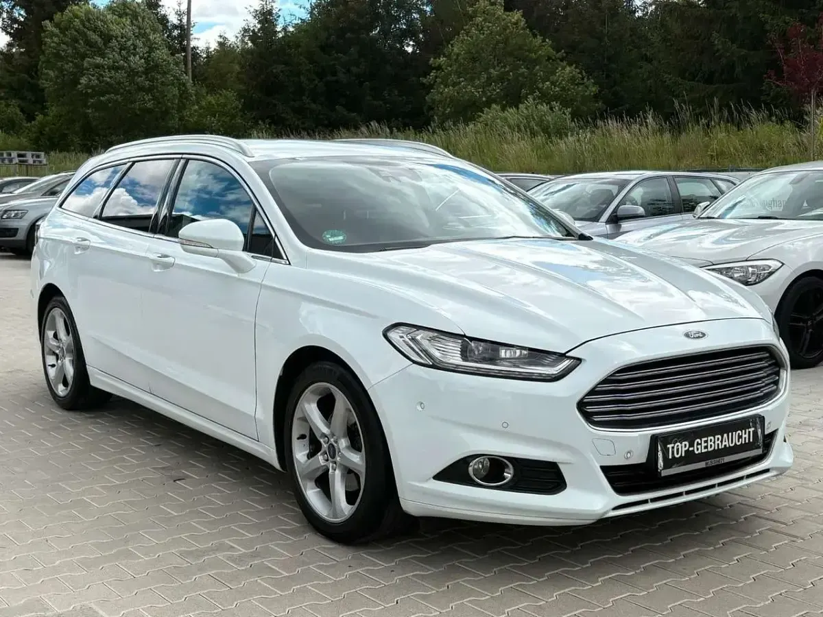 Gebraucht Ford Mondeo Titanium 179 PS (131 kW) 2016 Frozen white Kombi