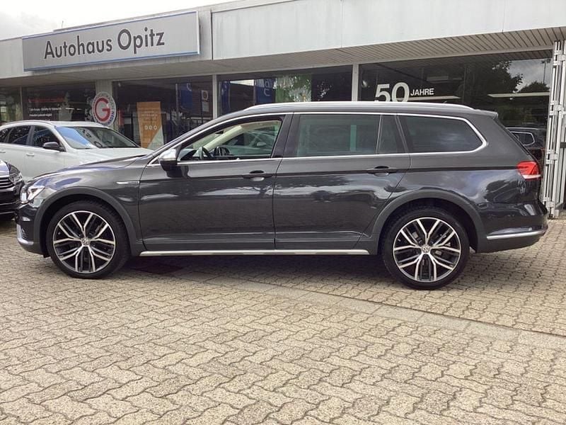 Gebraucht VW Passat Alltrack 190 PS (139 kW) 2018 Grau Kombi