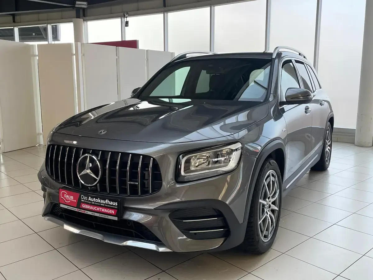 Gebraucht Mercedes GLB35 AMG 306 PS (225 kW) 2020 Mountaingrau met. SUV
