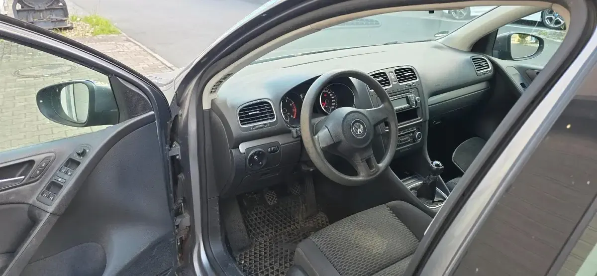Gebraucht VW Golf VI 80 PS (58 kW) 2009 Grau Limousine