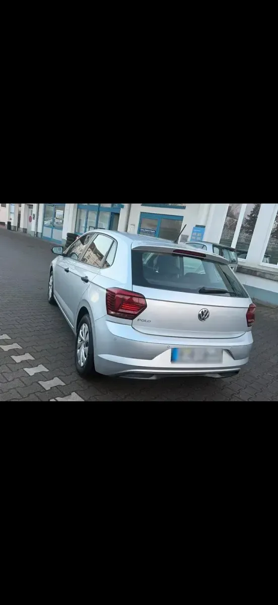 Gebraucht VW Polo Trendline 80 PS (58 kW) 2019 Silber Kleinwagen
