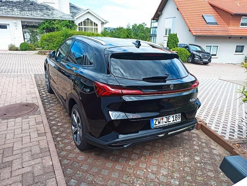 Schwarz Gebraucht 2022 MG Marvel R Luxury SUV | 27.500 € (Etwas zu teuer) - Bild 1/4