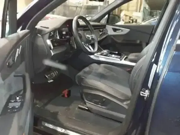 Usado Audi Q7 Ambiente 286 HP (210 kW) 2024 Azul SUV