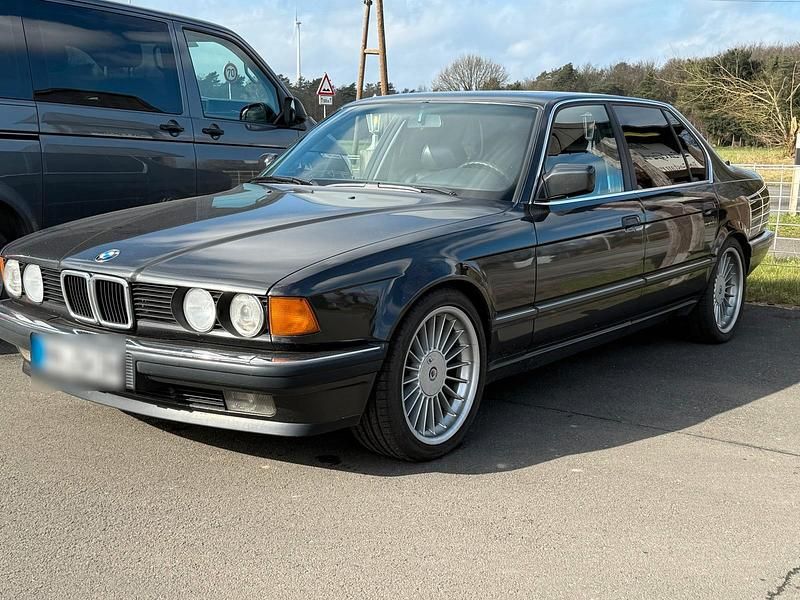 Gebraucht BMW 735L 211 PS (155 kW) 1990 Schwarz Limousine