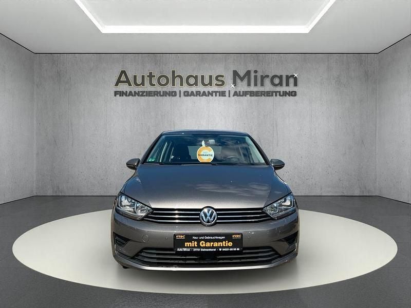Braun Gebraucht 2014 VW Golf Sportsvan Comfortline Van / Kleinbus | 10.999 € (Fairer Preis) - Bild 1/4