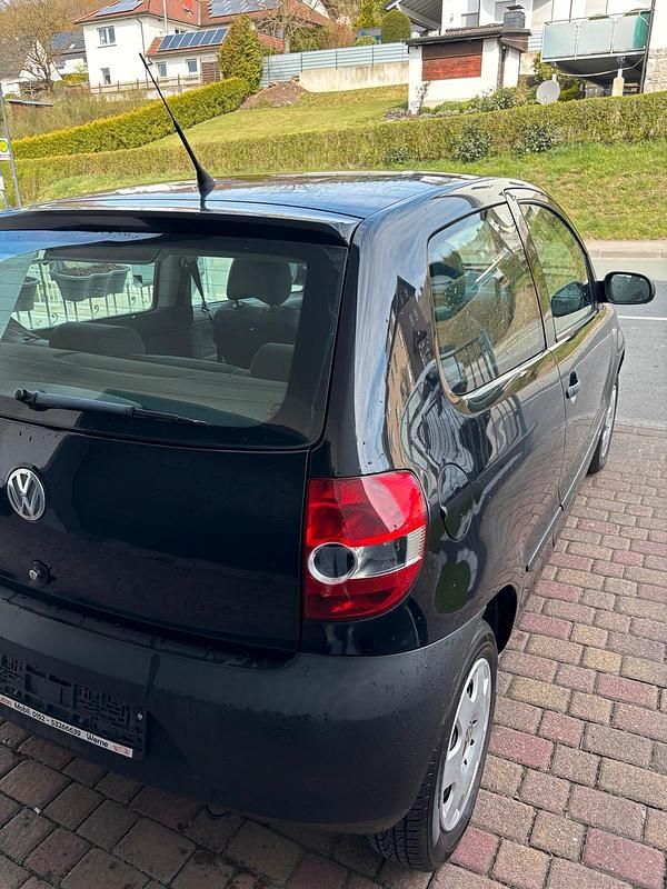 Gebraucht VW Fox 55 PS (40 kW) 2007 Schwarz Kleinwagen