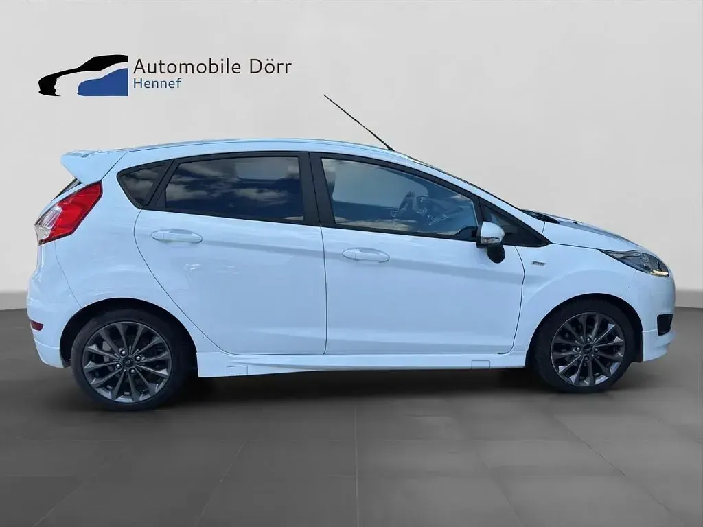 Gebraucht Ford Fiesta ST-Line 101 PS (74 kW) 2017 Weiß Kleinwagen