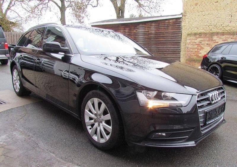 Gebraucht Audi A4 Ambiente 224 PS (164 kW) 2013 Schwarz Kombi