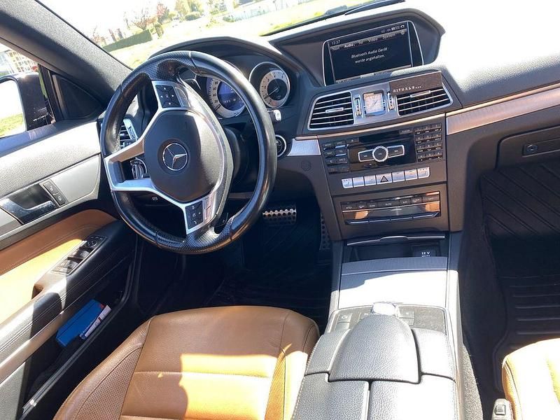 Gebraucht Mercedes E250 AMG line 211 PS (155 kW) 2014 Schwarz Coupé