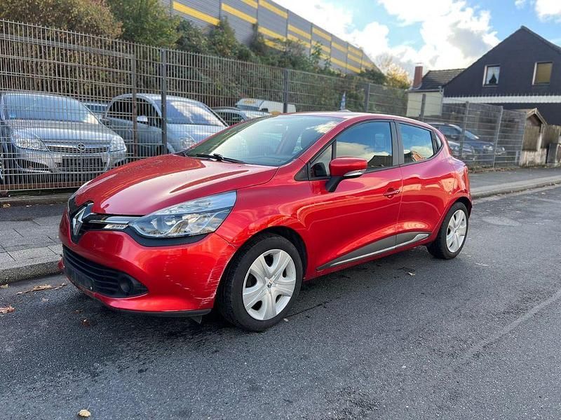 Gebraucht Renault Clio IV Dynamique 73 PS (53 kW) 2015 Rot Limousine