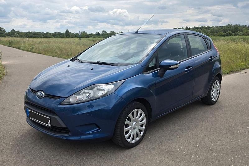 Blau Gebraucht 2009 Ford Fiesta Kleinwagen | 2.990 € (Guter Preis) - Bild 1/4