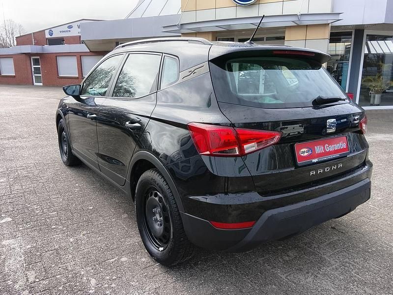 Gebraucht Seat Arona Reference 95 PS (69 kW) 2020 Midnight black (metallic) SUV