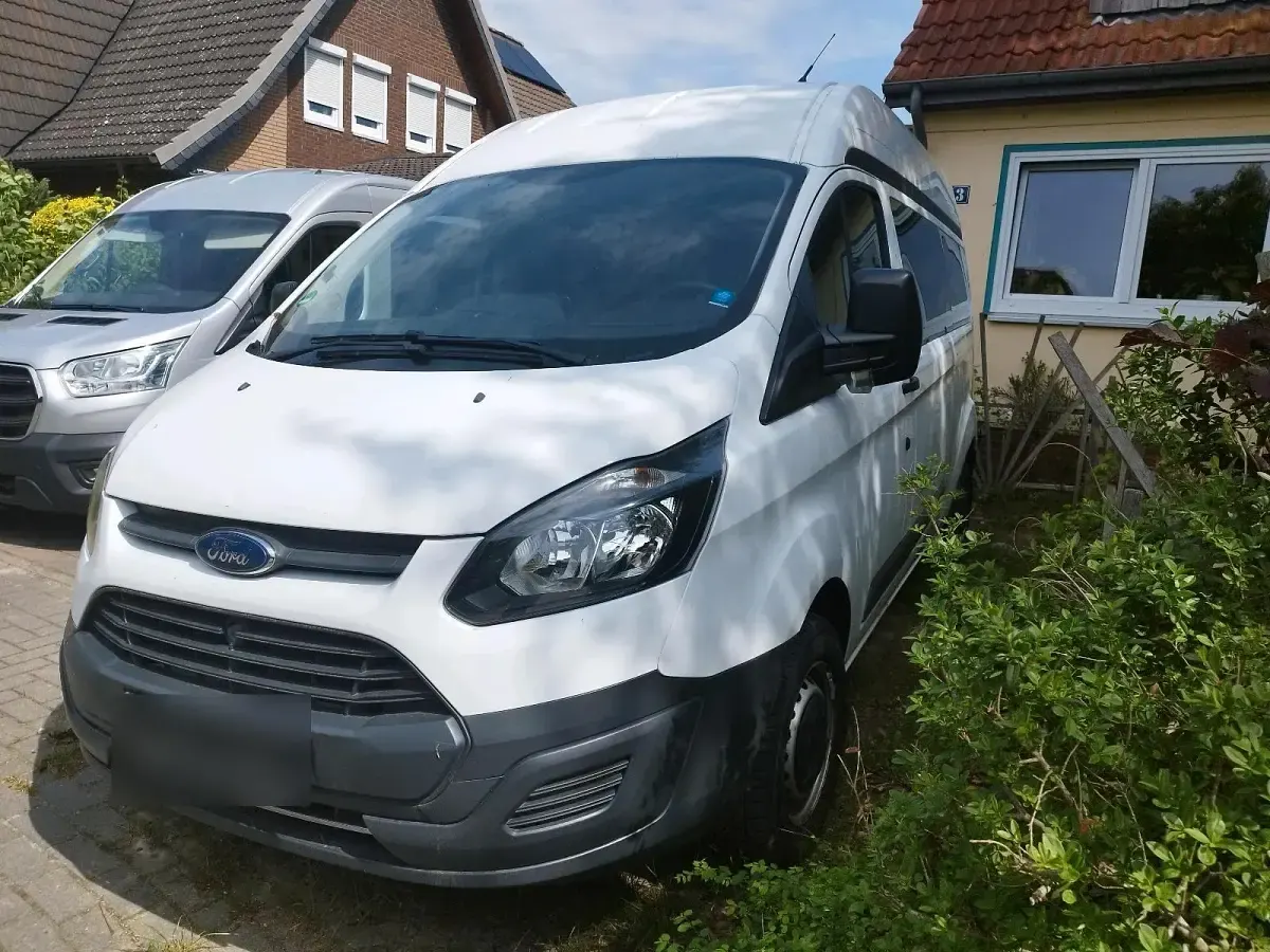 Gebraucht Ford Transit Tourneo 105 PS (77 kW) 2017 Weiß Van / Kleinbus