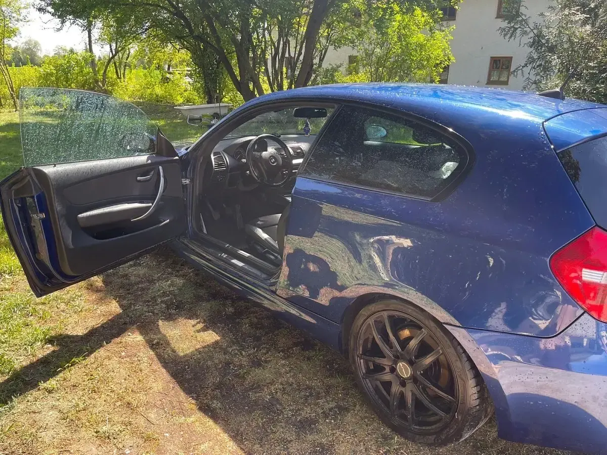 Gebraucht BMW 120 M Sport 177 PS (130 kW) 2009 Blau Kleinwagen