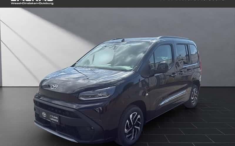 Schwarz Neu 2025 Toyota Proace Verso City Kombi | 34.450 € (Guter Preis) - Bild 1/4