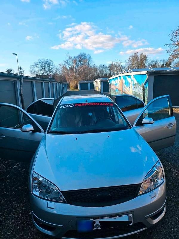Gebraucht Ford Mondeo ST 226 PS (166 kW) 2002 Silber Limousine
