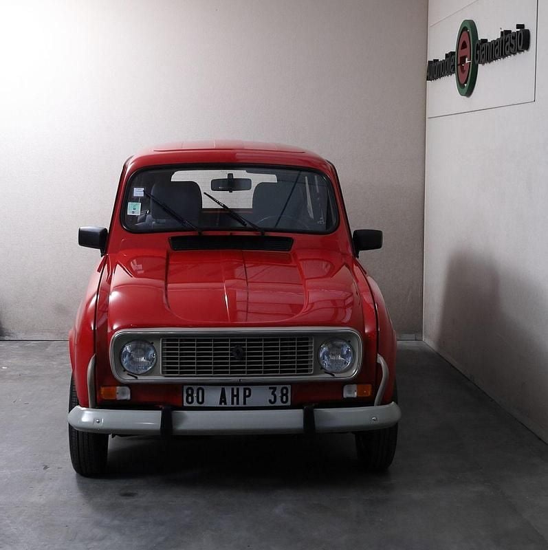 Gebraucht Renault R4 34 PS (25 kW) 1992 Rot Kleinwagen