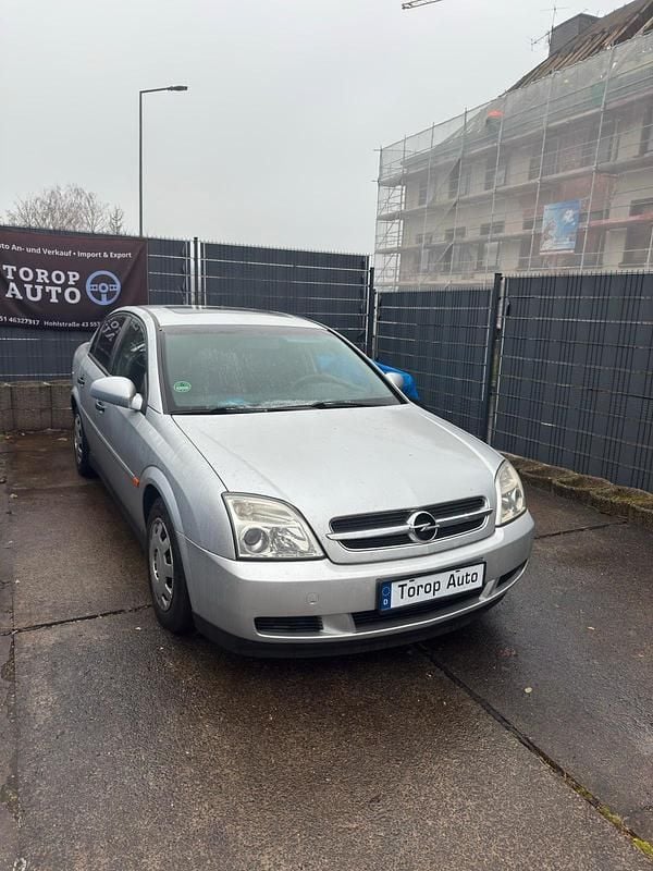 Silber Gebraucht 2002 Opel Vectra Kombi | 1.000 € (Fairer Preis) - Bild 1/4